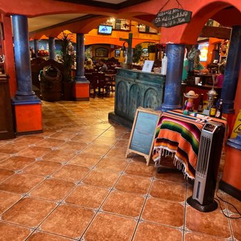 Celaya's Mexican Restaurant & Cantina - Grabbing Some Togo - Mexican Near Me - Houston, Texas Celaya's Mexican Restaurant & Cantina - Grabbing Some Togo - Mexican Near Me - Houston, Texas