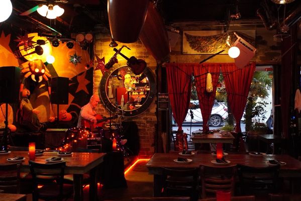 Eclipse di Luna - Buckhead by null