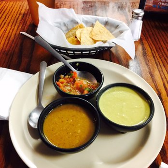 El Porton - Complimentary chips & salsa to start - Seafood Near Me - Edinburg, Texas El Porton - Complimentary chips & salsa to start - Seafood Near Me - Edinburg, Texas