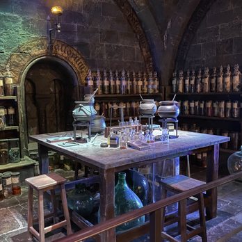 Warner Bros Studio Tour London - Tours Near Me - Leavesden, HRT Warner Bros Studio Tour London - Tours Near Me - Leavesden, HRT