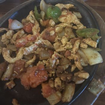 Hacienda Leon - Chicken Fajitas - Mexican Near Me - Bloomington, Illinois