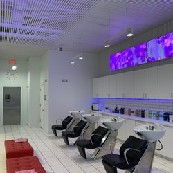 Jón Alan Salon - Capitol View