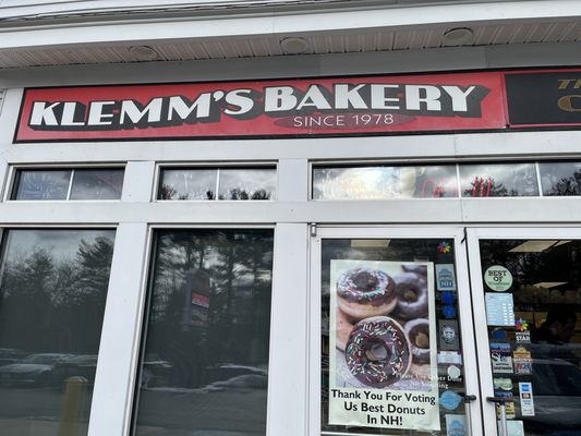 Klemm's Bakery by null