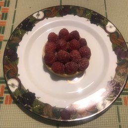 Raspberry pistachio moose tart Raspberry pistachio moose tart