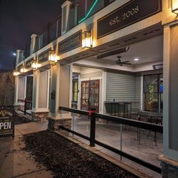 Mulconry's Irish Pub - Exterior
