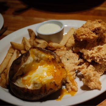 Cheddar's Scratch Kitchen - Chicken Tender Platter (No. 8 Special) - American Near Me - Irving, Texas Cheddar's Scratch Kitchen - Chicken Tender Platter (No. 8 Special) - American Near Me - Irving, Texas