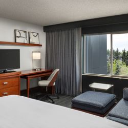 Courtyard by Marriott Anchorage Airport