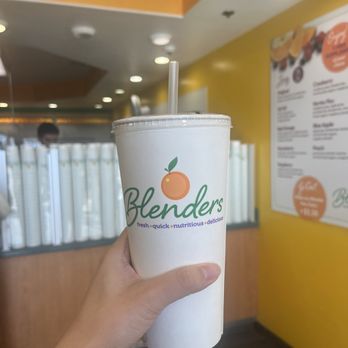 Blenders in the Grass - Large size 24 oz $7.50 - Juice Bars & Smoothies Near Me - Goleta, California Blenders in the Grass - Large size 24 oz $7.50 - Juice Bars & Smoothies Near Me - Goleta, California