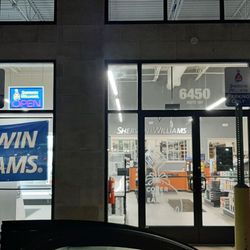 Sherwin-Williams Paint Store - Excellent service & staff.  Paint quality is superb.  Convenient location.  Enter from Telegraph Road - heading South.