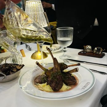 Cècile Trattoria - Rack of Lamb - Italian Near Me - Glendale, California Cècile Trattoria - Rack of Lamb - Italian Near Me - Glendale, California