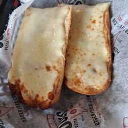 Joes Pizza & Pasta - Garlic cheese bread