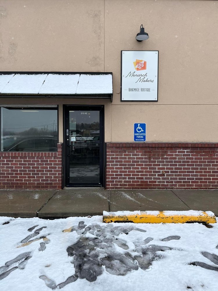 MONARCH MAKERS Updated August 2024 213 S Washington St, Papillion