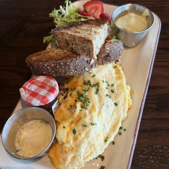 Weft & Warp Art Bar + Kitchen - Egg white omelet - Breakfast & Brunch Near Me - Scottsdale, Arizona Weft & Warp Art Bar + Kitchen - Egg white omelet - Breakfast & Brunch Near Me - Scottsdale, Arizona