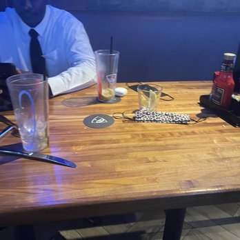 Topgolf - Our table has been dirty for at least 20 minutes or more. - Golf Near Me - Houston, Texas Topgolf - Our table has been dirty for at least 20 minutes or more. - Golf Near Me - Houston, Texas