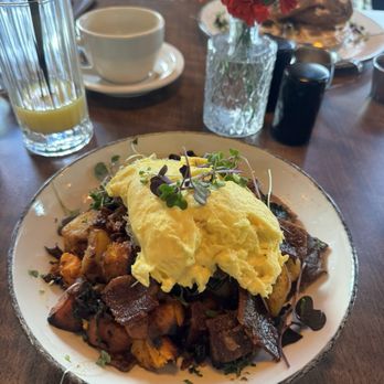 Urban - Veggie hash - Breakfast & Brunch Near Me - Kansas City, Missouri Urban - Veggie hash - Breakfast & Brunch Near Me - Kansas City, Missouri