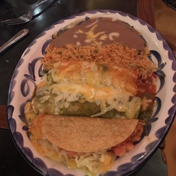 Guapo's Cocina & Bar - 2 Items Combination Platter - Mexican Near Me - Fairfax, Virginia