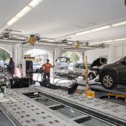 Branning Collision Center
