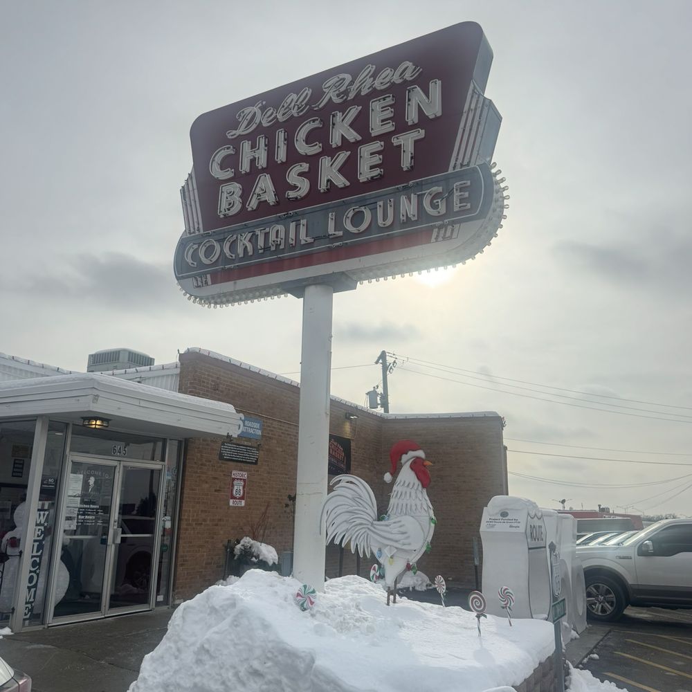 Dell Rhea's Chicken Basket is a great stop on old Route 66!