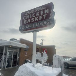 Dell Rhea's Chicken Basket is a great stop on old Route 66!