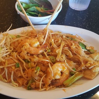 Arroy Thai - Shrimp Pad Thai Lunch special - Thai Near Me - Wesley Chapel, Florida Arroy Thai - Shrimp Pad Thai Lunch special - Thai Near Me - Wesley Chapel, Florida