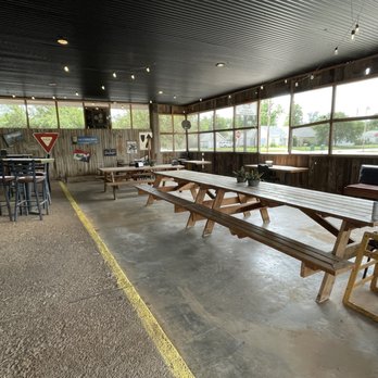 The Big Empty Beer & BBQ - Outside covered seating - Barbeque Near Me - Seymour, Texas The Big Empty Beer & BBQ - Outside covered seating - Barbeque Near Me - Seymour, Texas