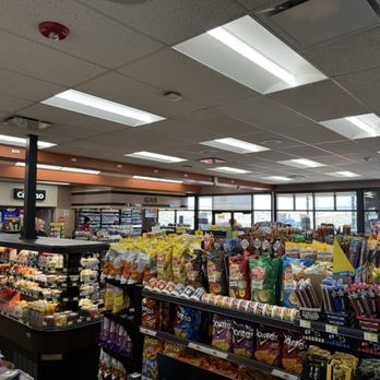 Love's Travel Stop - Interior - Gas Stations Near Me - Wells, Nevada
