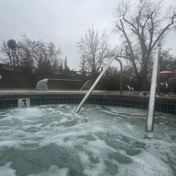 The Inn on Pine - Enjoy the outdoor hot tub - Hotels Near Me - Calistoga, California The Inn on Pine - Enjoy the outdoor hot tub - Hotels Near Me - Calistoga, California