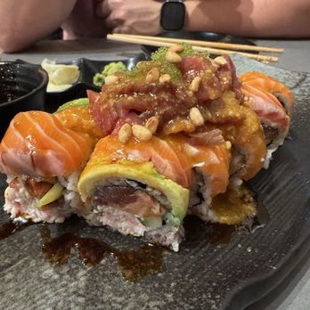 Eighty-Eight Sushi & Ramen - Eighty-Eight Roll - Sushi Bars Near Me - Mountain View, California Eighty-Eight Sushi & Ramen - Eighty-Eight Roll - Sushi Bars Near Me - Mountain View, California