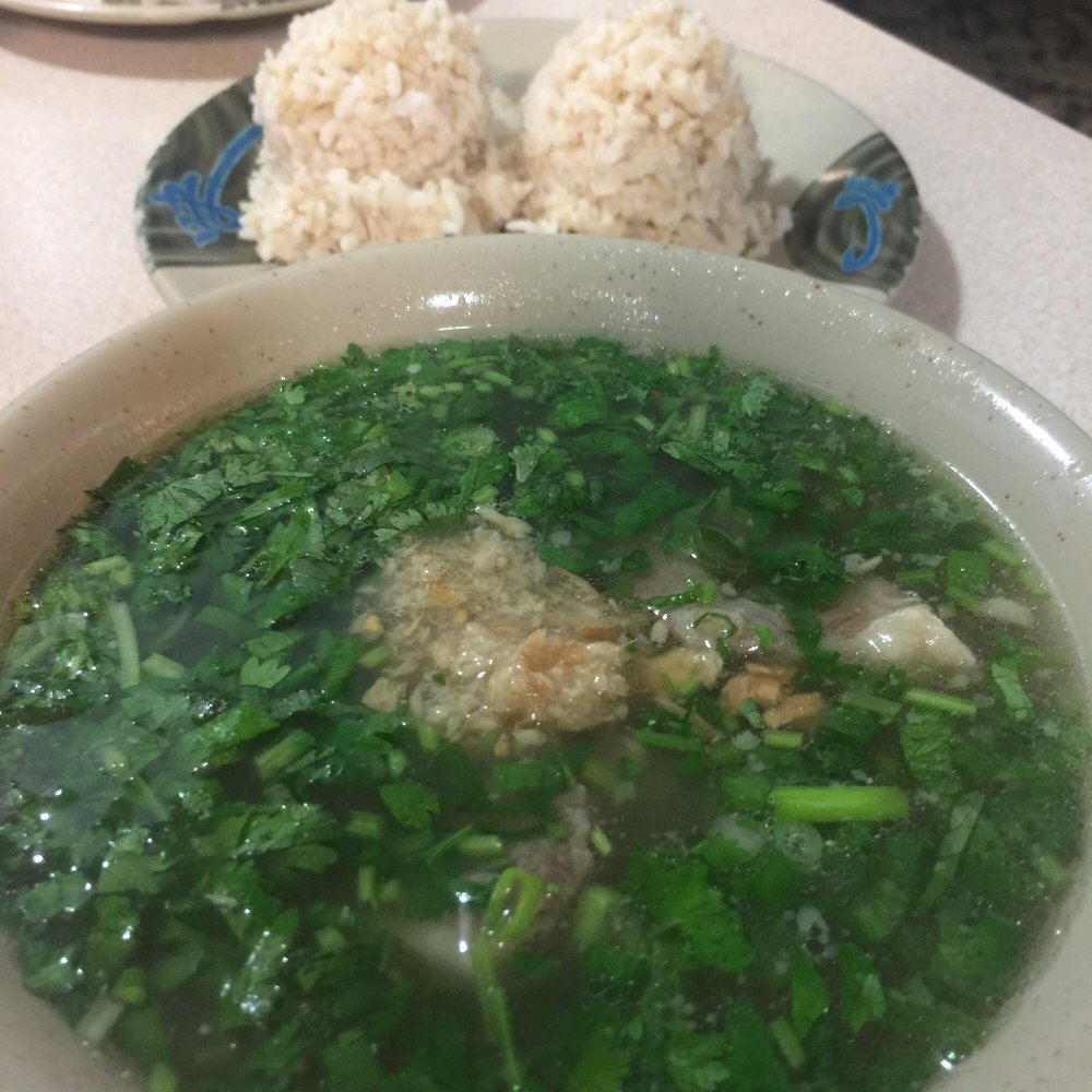 Kam Bowl - Oxtail Soup (smaller order) - Diners Near Me - Honolulu, Hawaii Kam Bowl - Oxtail Soup (smaller order) - Diners Near Me - Honolulu, Hawaii