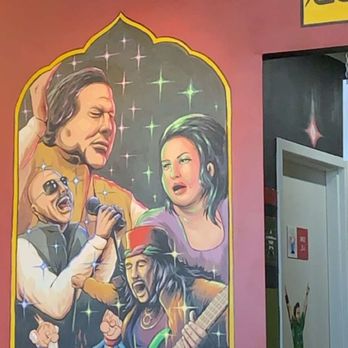 Aunty's Kitchen - Wonderful decor - Pakistani Near Me - Mississauga, Ontario