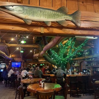 River's Edge Pub & Grub - Bar in the River Edge is amazing - American Near Me - Wisconsin Dells, Wisconsin River's Edge Pub & Grub - Bar in the River Edge is amazing - American Near Me - Wisconsin Dells, Wisconsin