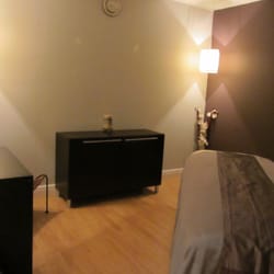 ZenMe Massage by Patricia - Massage Therapy Room