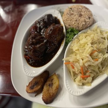 Island Cuisine - Stew chicken - Caribbean Near Me - Charlotte, North Carolina Island Cuisine - Stew chicken - Caribbean Near Me - Charlotte, North Carolina