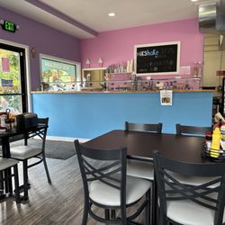 Oreo Ice Cream and Burgers - Front entry