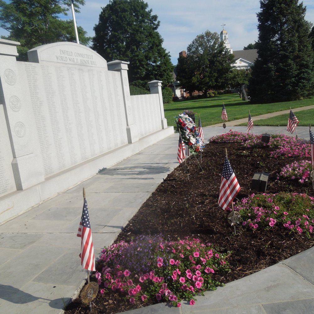 Enfield World War II Memorial - Landmarks & Historical Buildings Near Me - Enfield, Connecticut