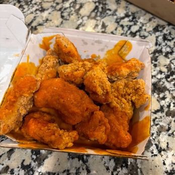 Buffalo Wild Wings 'GO' - Chicken Wings Near Me - Parker, Colorado Buffalo Wild Wings 'GO' - Chicken Wings Near Me - Parker, Colorado