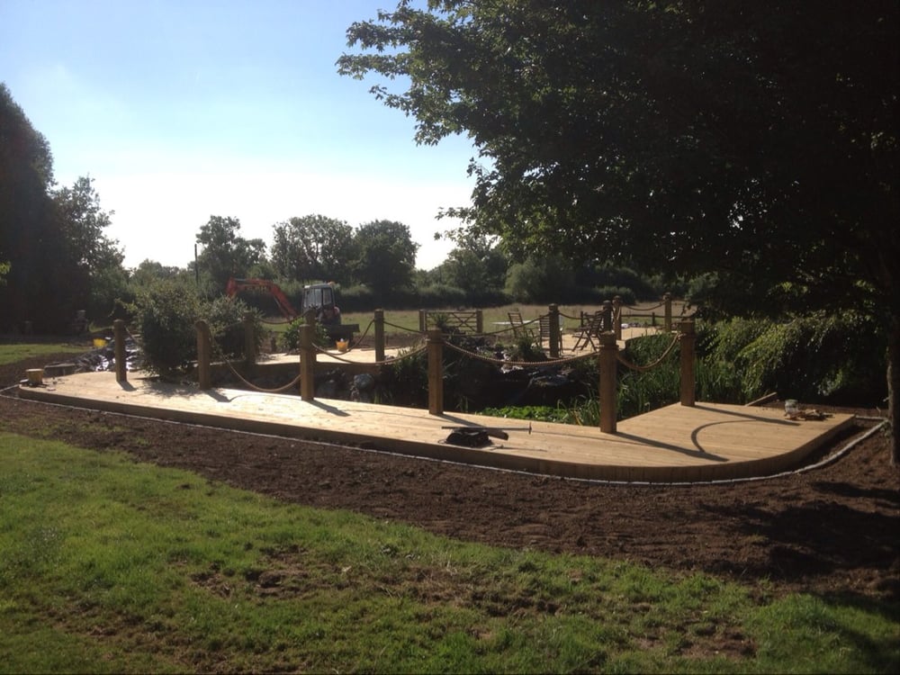 DUNN LANDSCAPES Updated April 2024 21 Winton Crescent, Croxley