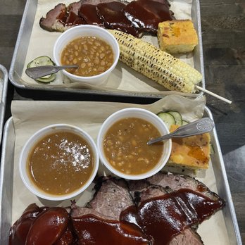 Bubba’s Bones & Brews - Brisket, sausage, baked beans, and Corn on the Cobb. - Gastropubs Near Me - Cathedral City, California Bubba’s Bones & Brews - Brisket, sausage, baked beans, and Corn on the Cobb. - Gastropubs Near Me - Cathedral City, California