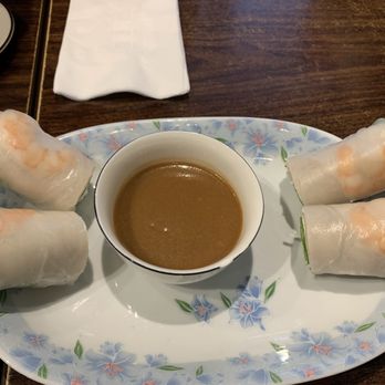 999 Phở - Spring Rolls - most places use three half shrimps... - Vietnamese Near Me - Reno, Nevada 999 Phở - Spring Rolls - most places use three half shrimps... - Vietnamese Near Me - Reno, Nevada