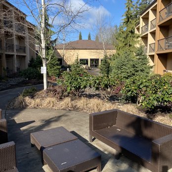 Courtyard by Marriott Portland Hillsboro - No idea where the pads were for the chairs but this would be a nice place to sit - Hotels Near Me - Hillsboro, Oregon Courtyard by Marriott Portland Hillsboro - No idea where the pads were for the chairs but this would be a nice place to sit - Hotels Near Me - Hillsboro, Oregon