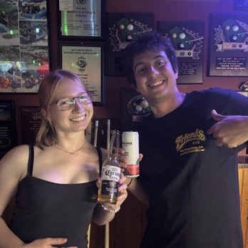 Friends Bar - Buy a 30th anniversary shirt and enjoy a gin and juice! - Sports Bars Near Me - San Francisco, California