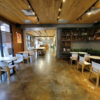 Moge Tee - Carrollton - Inside - Bubble Tea Near Me - Carrollton, Texas Moge Tee - Carrollton - Inside - Bubble Tea Near Me - Carrollton, Texas