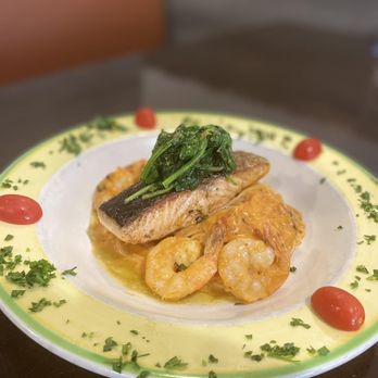 Cafe Verdi Restaurant - a plate of food on a table - Pizza Near Me - Wilmington, Delaware Cafe Verdi Restaurant - a plate of food on a table - Pizza Near Me - Wilmington, Delaware