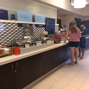 Holiday Inn Express Simi Valley - Breakfast - Hotels Near Me - Simi Valley, California