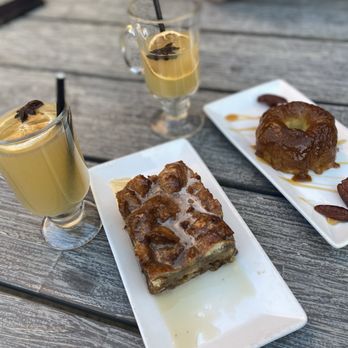 Bear & Crown - Hot toddy and bread pudding - Pubs Near Me - Sacramento, California