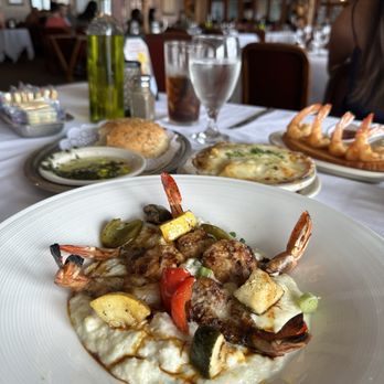 Gaido's - Shrimp and Blue Grits - Seafood Near Me - Galveston, Texas