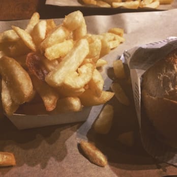 L'original - Avec les vraies frites - Brasseries Near Me - Lille, 59 L'original - Avec les vraies frites - Brasseries Near Me - Lille, 59