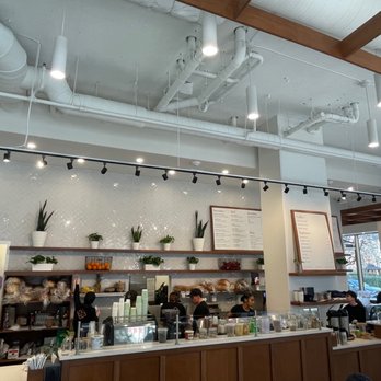 Toastique - Well staffed operation - Juice Bars & Smoothies Near Me - Hoboken, New Jersey
