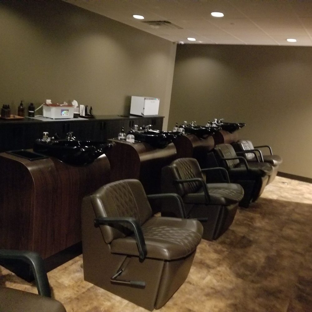 The Gents Place - Relaxation room - Barbers Near Me - Houston, Texas The Gents Place - Relaxation room - Barbers Near Me - Houston, Texas