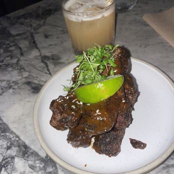 Earls Kitchen + Bar - New American Near Me - Orlando, Florida Earls Kitchen + Bar - New American Near Me - Orlando, Florida